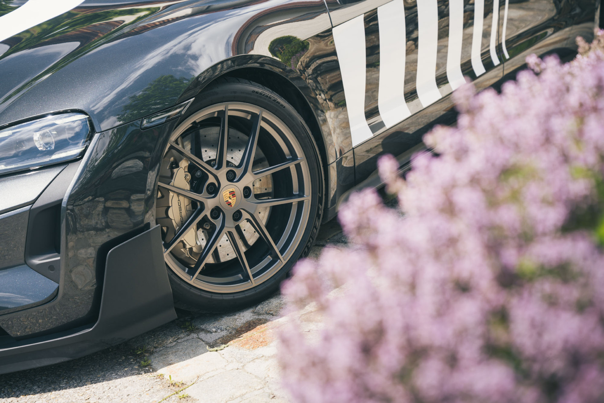 8_Porsche Taycan Turbo GT Die hohe Kunst der Zurückhaltung.JPG