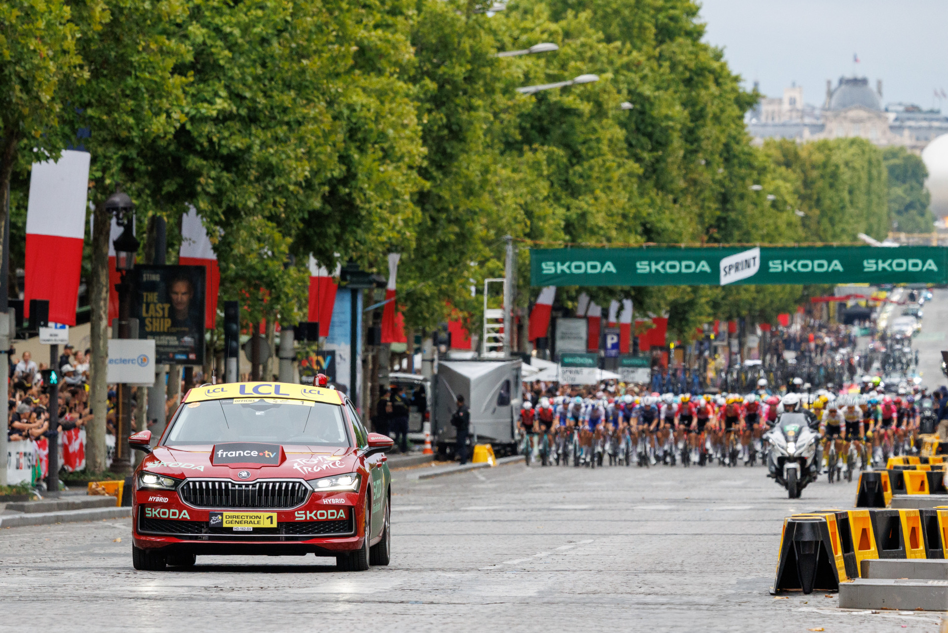 Tour de France Skoda 3.jpg