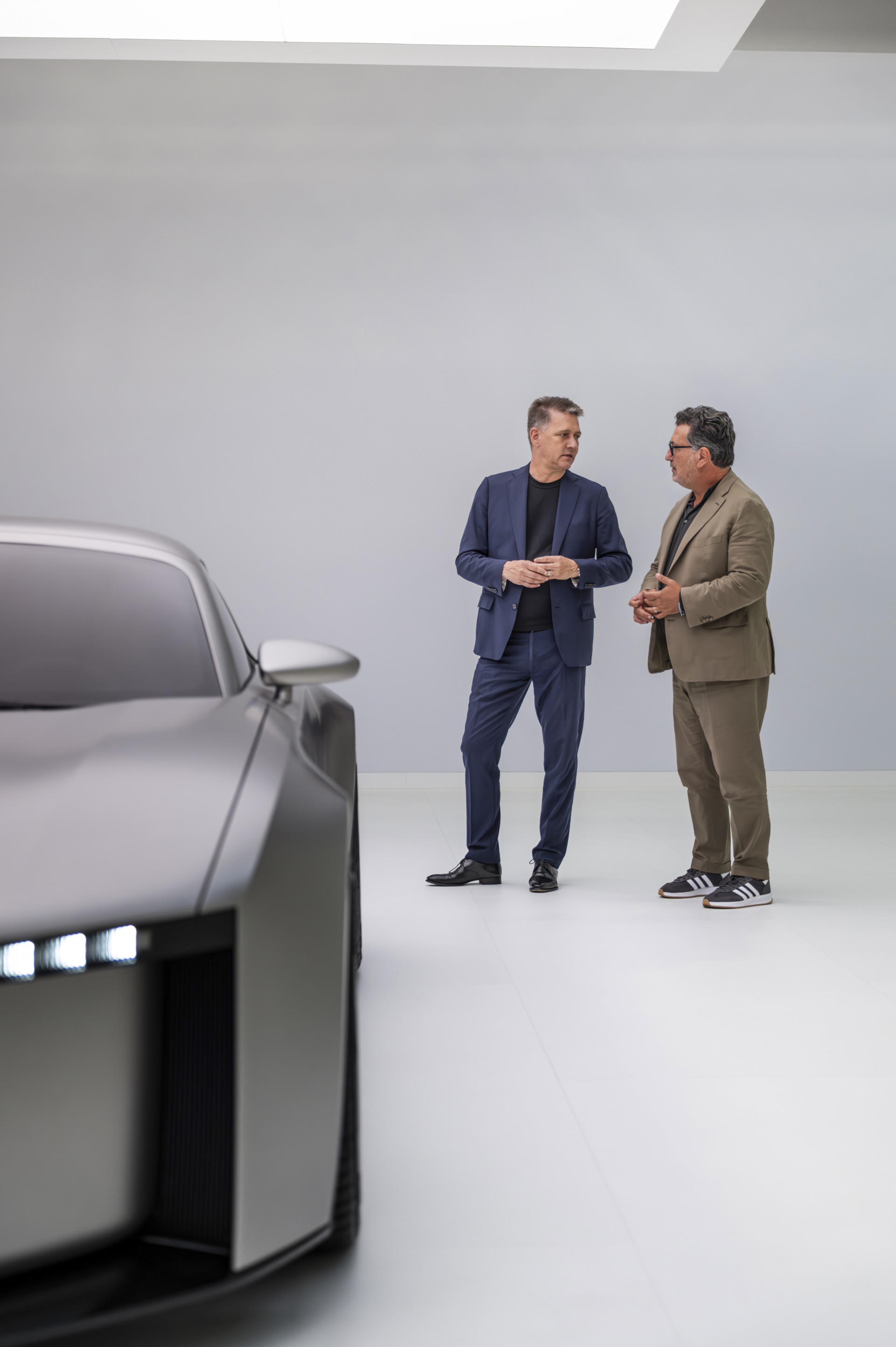 Audi CEO Gernot Döllner (links) und Chief Creative Officer Massimo Frascella (rechts)