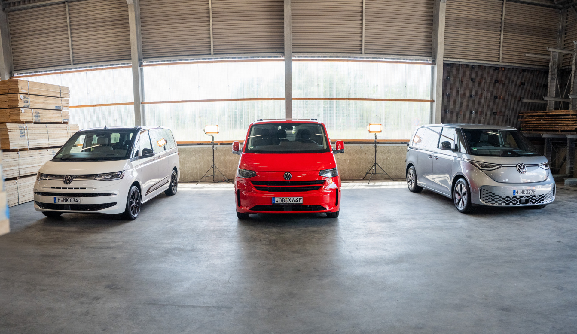 02_Das VW Bulli-Trio Drei Modelle, ein Versprechen.jpg