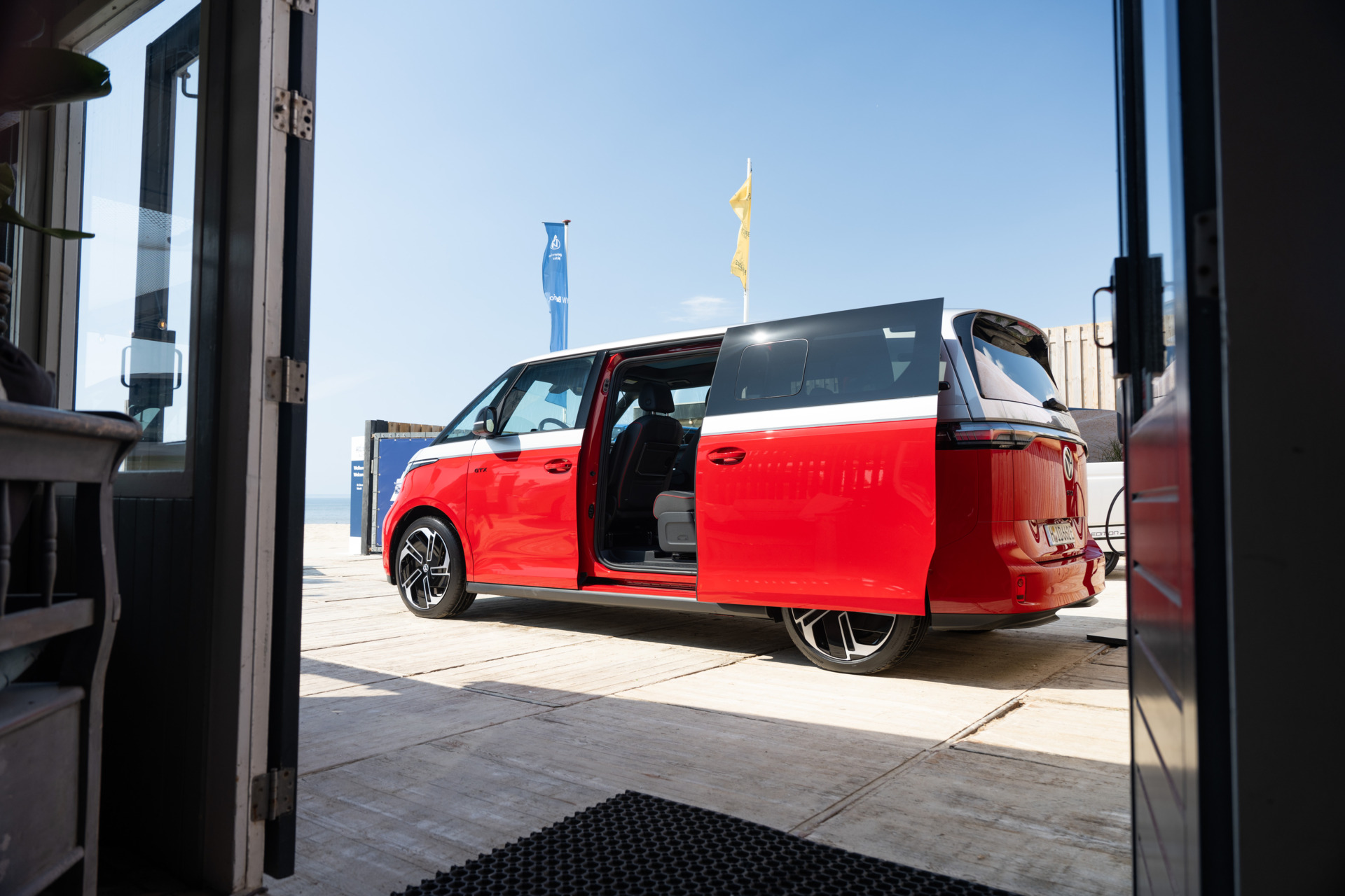 23_Das VW Bulli-Trio Drei Modelle, ein Versprechen.jpg